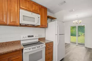 2317 SE Gillette Ave, Port Saint Lucie, FL 34952 - Photo 23