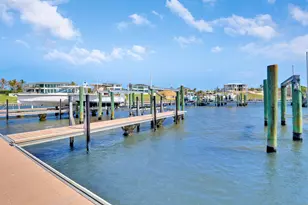 2475 NE Evinrude Cir, Jensen Beach, FL 34957 - Photo 5