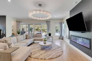 2475 NE Evinrude Cir, Jensen Beach, FL 34957 - Photo 21