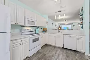 13515 S Indian River Dr, Jensen Beach, FL 34957 - Photo 9