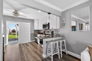 2010 SW 6th Ave, Boynton Beach, FL 33426 - Photo 9