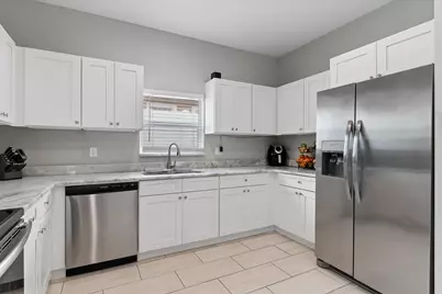 525 NW 12th Avenue, Boynton Beach, FL 33435 - Photo 9