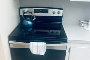 951 De Soto Rd, Boca Raton, FL 33432 - Photo 13