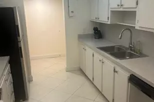 951 De Soto Rd, Boca Raton, FL 33432 - Photo 9