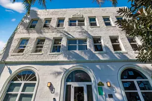 802 Euclid Ave, Miami Beach, FL 33139 - Photo 3