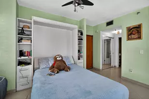 802 Euclid Ave, Miami Beach, FL 33139 - Photo 23