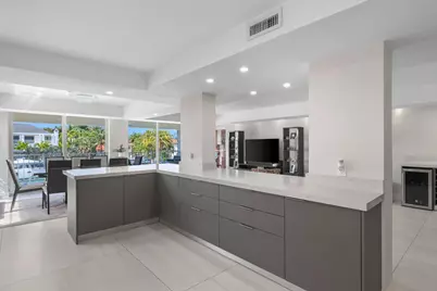 10180 W Bay Harbor Drive #2a, Bay Harbor Islands, FL 33154 - Photo 21