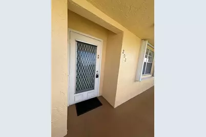 1421 NW 19th Terrace #202, Delray Beach, FL 33445 - Photo 3