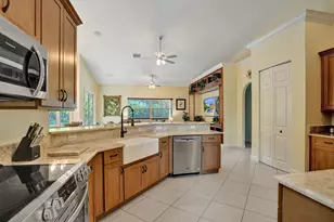 15910 Lindbergh Ln, Wellington, FL 33414 - Photo 11