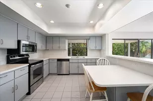 2216 Amesbury Ct, Wellington, FL 33414 - Photo 13