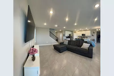 10638 SW Vasari Way, Port Saint Lucie, FL 34987 - Photo 11