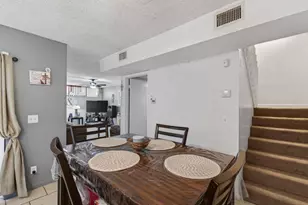 3838 Victoria Dr, West Palm Beach, FL 33406 - Photo 9