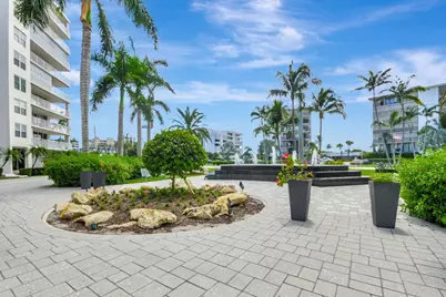 3546 S Ocean Boulevard S #512, South Palm Beach, FL 33480 - Photo 1