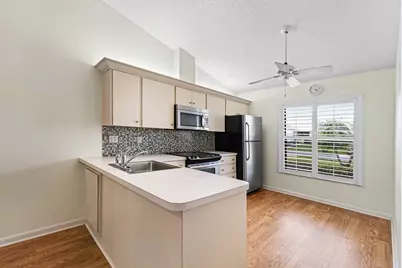 7711 SE Sugar Sand Circle E #33455, Hobe Sound, FL 33455 - Photo 17