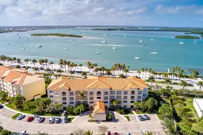 36 Harbour Isle Drive W #106, Fort Pierce, FL 34949 - Photo 33