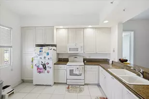 36 Harbour Isle Dr W, Fort Pierce, FL 34949 - Photo 9