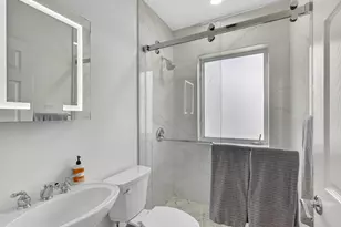 1020 SE 11th St, Fort Lauderdale, FL 33316 - Photo 35