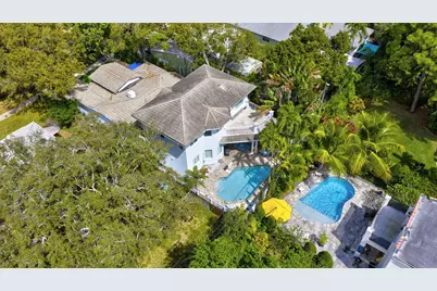 1020 SE 11th Street, Fort Lauderdale, FL 33316 - Photo 1