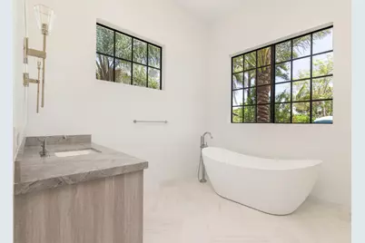 261 Rutland Boulevard, West Palm Beach, FL 33405 - Photo 15