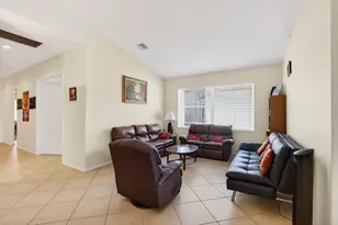 2707 Clipper Cir, West Palm Beach, FL 33411 - Photo 13
