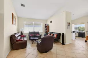 2707 Clipper Cir, West Palm Beach, FL 33411 - Photo 15