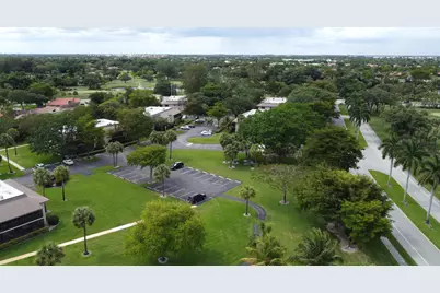 297 Deer Creek Boulevard #1305, Deerfield Beach, FL 33442 - Photo 13