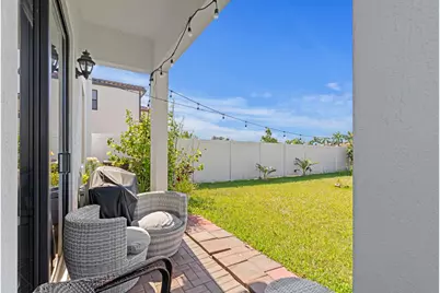 4021 Sycamore Cove, Riviera Beach, FL 33410 - Photo 5