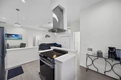 6934 Grapeview Boulevard, The Acreage, FL 33470 - Photo 35