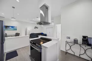 6934 Grapeview Blvd, The Acreage, FL 33470 - Photo 35