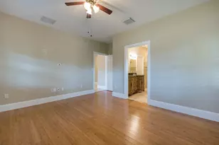 199 NW 7th St, Boca Raton, FL 33432 - Photo 13