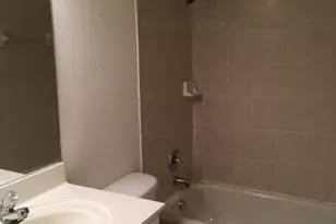 11415 NW 34th Pl, Sunrise, FL 33323 - Photo 5