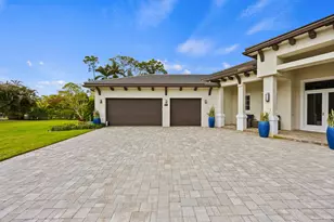 6777 140th Ln N, Palm Beach Gardens, FL 33418 - Photo 5