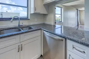 890 N Federal Hwy, Lantana, FL 33462 - Photo 17