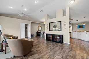 314 SE Fisk Rd, Port Saint Lucie, FL 34984 - Photo 9