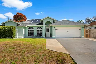 314 SE Fisk Rd, Port Saint Lucie, FL 34984 - Photo 1