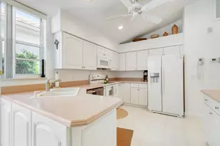 2201 NW Seagrass Dr, Palm City, FL 34990 - Photo 21