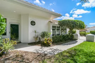 2201 NW Seagrass Dr, Palm City, FL 34990 - Photo 9