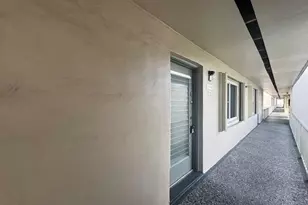 749 Burgundy P, Delray Beach, FL 33484 - Photo 3