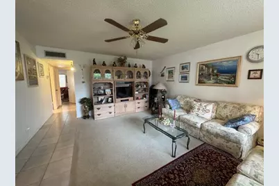 749 Burgundy P, Delray Beach, FL 33484 - Photo 9