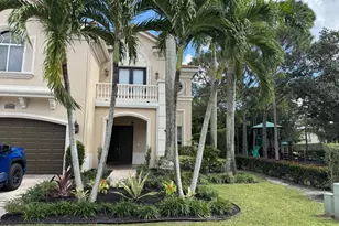 21080 Bella Vista Cir, Boca Raton, FL 33428 - Photo 1