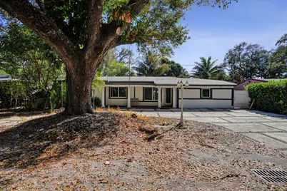 640 NE 160th Street, Miami, FL 33162 - Photo 1
