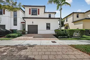 3234 W 100th Terrace, Hialeah, FL 33018 - Photo 1