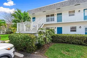 2929 SE Ocean Blvd, Stuart, FL 34996 - Photo 1