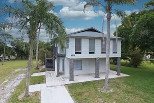 4916 Silver Oak Dr, Fort Pierce, FL 34982 - Photo 1