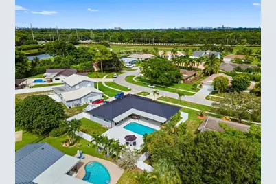 22111 W Serenata Cir Circle W, Boca Raton, FL 33433 - Photo 1