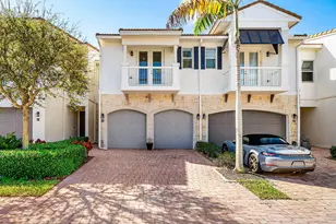 100 NW 69th Cir, Boca Raton, FL 33487 - Photo 1