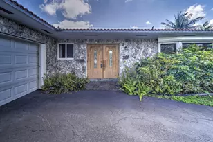 729 N Rainbow N Dr Dr, Hollywood, FL 33021 - Photo 1