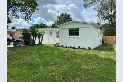 1531 W Avenue H W, Riviera Beach, FL 33404 - Photo 1