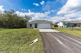 8635 98th Ct, Vero Beach, FL 32967 - Photo 1