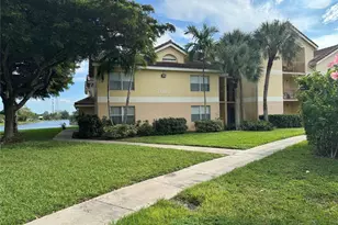 7640 Westwood Dr, Tamarac, FL 33321 - Photo 1